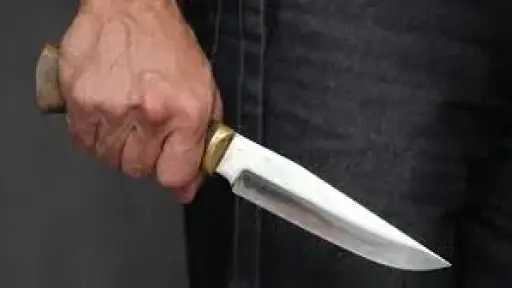 جريمة بشعة..مدمن مخدرات يقتل والده...