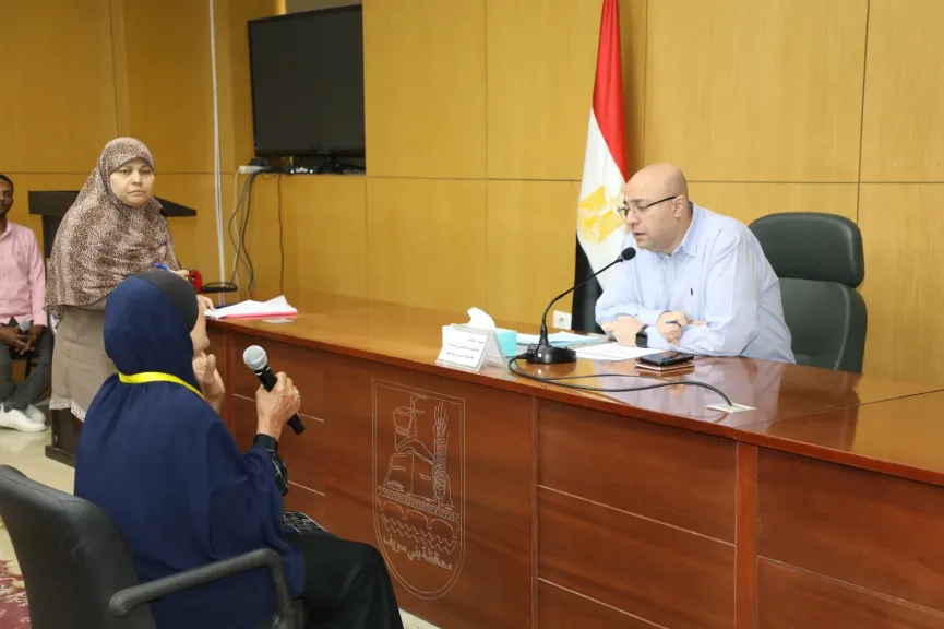 لقاء محافظ بني سويف مع المواطنين