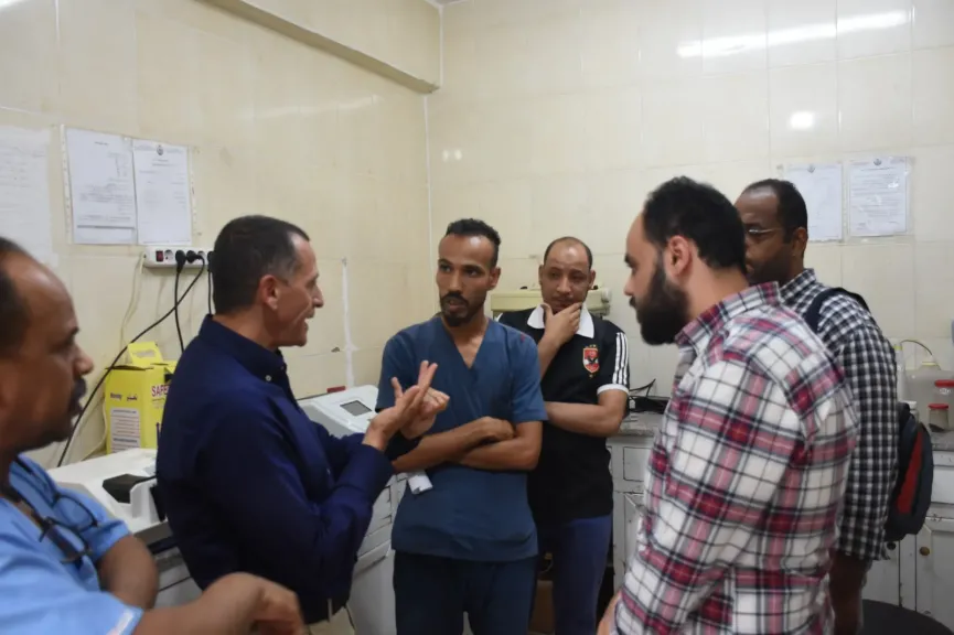 جولة نائب محافظ أسوان