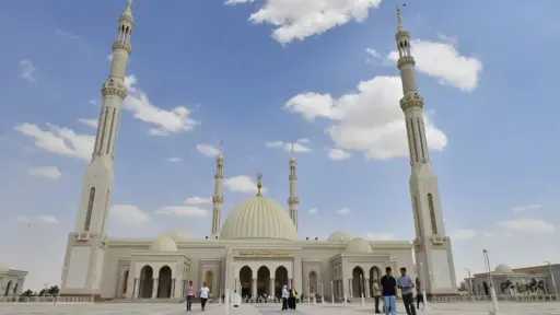 وفد طلابي من أسيوط يزور...