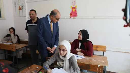 محافظ المنيا يتفقد لجان امتحانات...