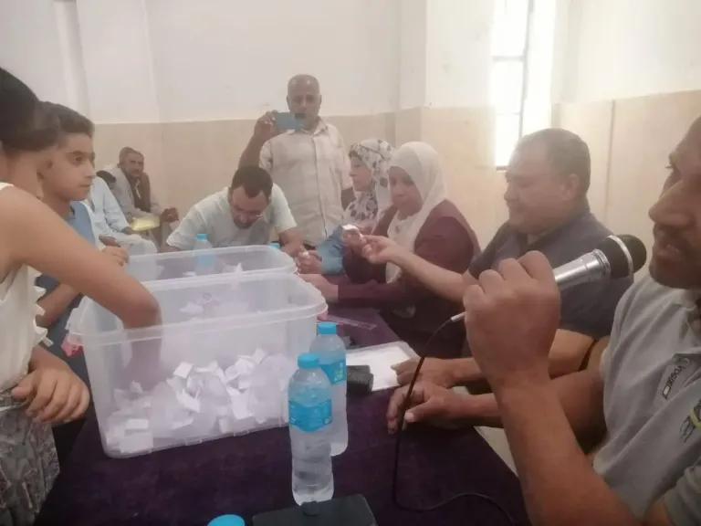 قرعة علنية