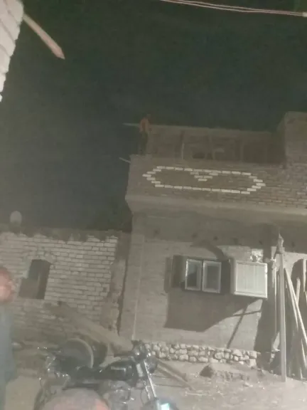 ايقاف أعما لبناء مخالف