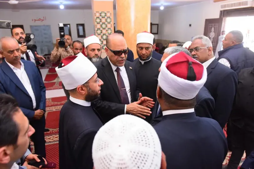 وزيرا الأوقاف والعمل يزوران رأس غارب