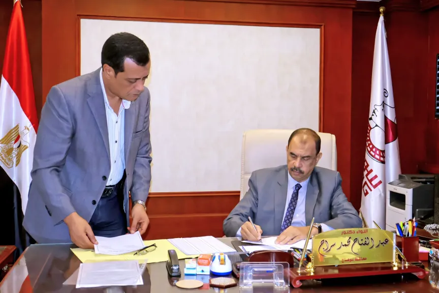محافظ سوهاج يعتمد تنسيق القبول بمدارس الثانوي العام والفني