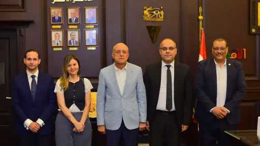 محافظ الأقصر يستقبل وفد تواصل...