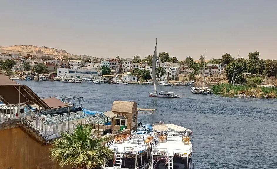 استئناف حركة الملاحة النهرية