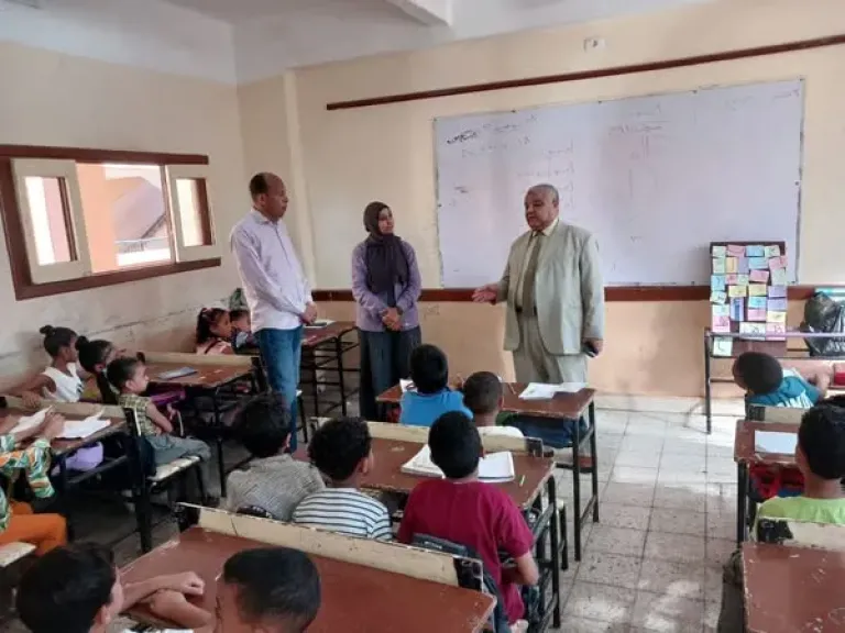 جولة وكيل تعليم الأقصر