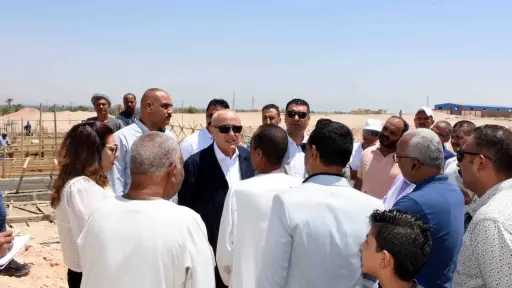 بالصور.. محافظ الأقصر يتفقد أعمال...
