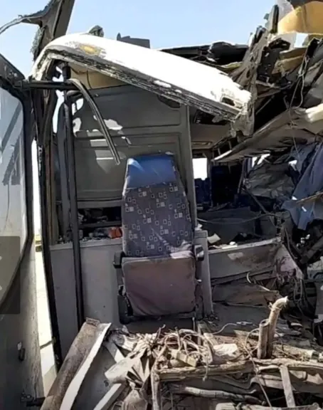 صورة من الحادث