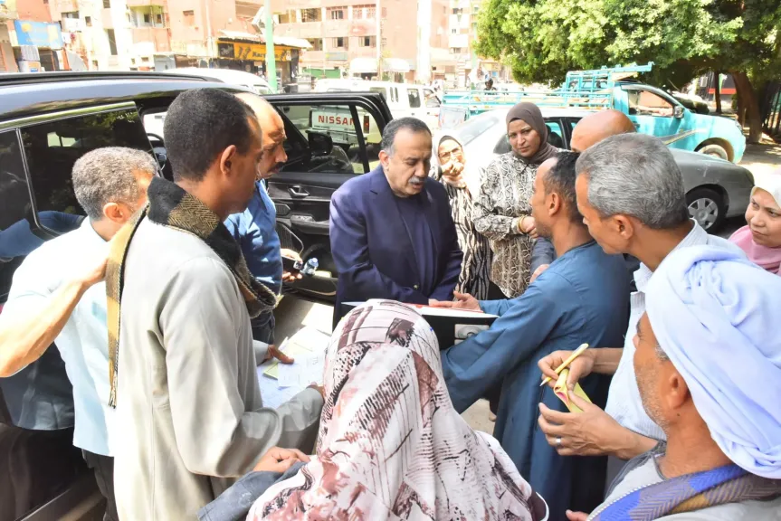 محافظ أسيوط يوجه بعلاج رضيعة