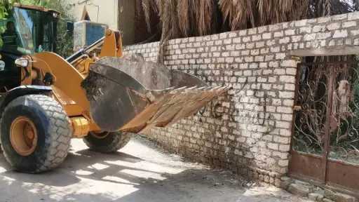 إزالة 35 حالة تعدى علي...