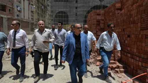 محافظ أسيوط يتفقد أعمال إنشاء...
