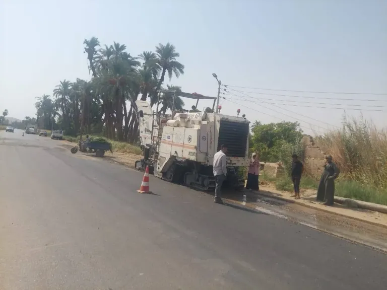 طريق مصر أسوان الزراعي