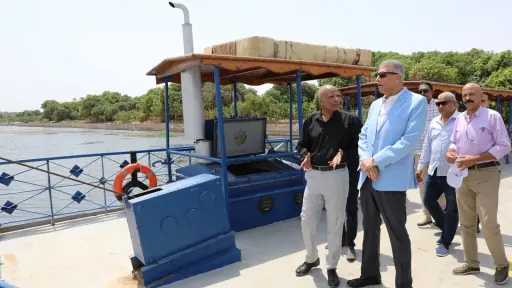 محافظ أسوان يدشن عبارة السباعية...