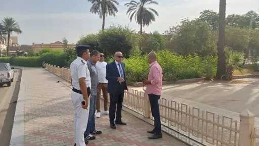 عمارة يتفقد أعمال النظافة ويشدد...