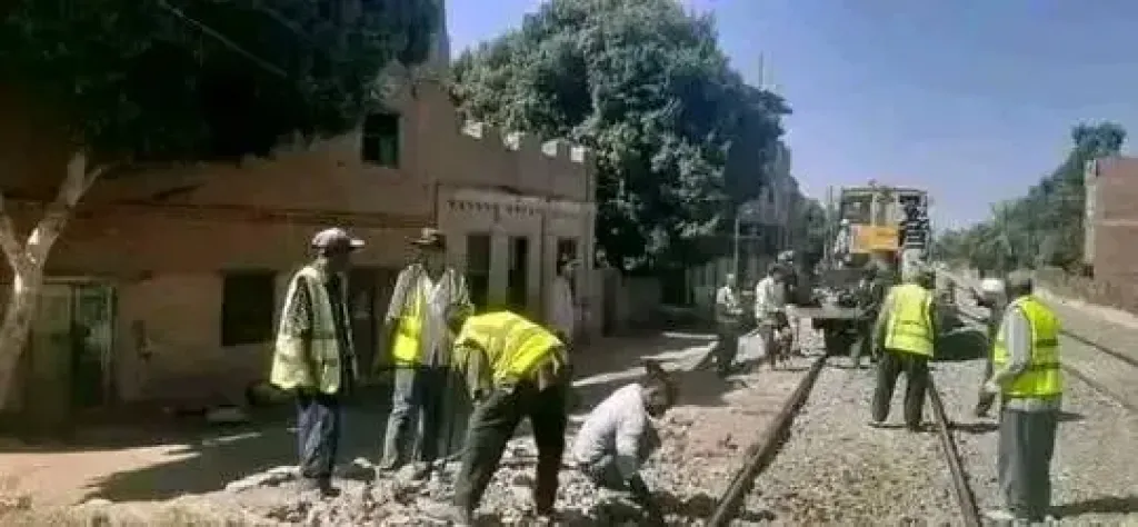 غلق مزلقان بهجورة البحرى لمدة يوم واحد .