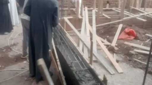 تنفيذ إزالة في المهد لبناء...