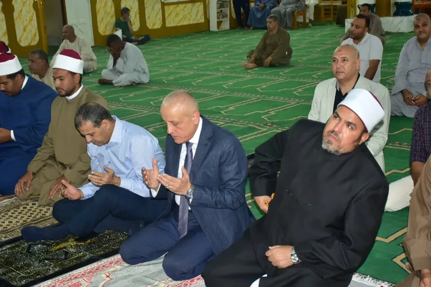 محافظ الأقصر يشهد احتفالية الأوقاف بالمولد النبوي الشريف