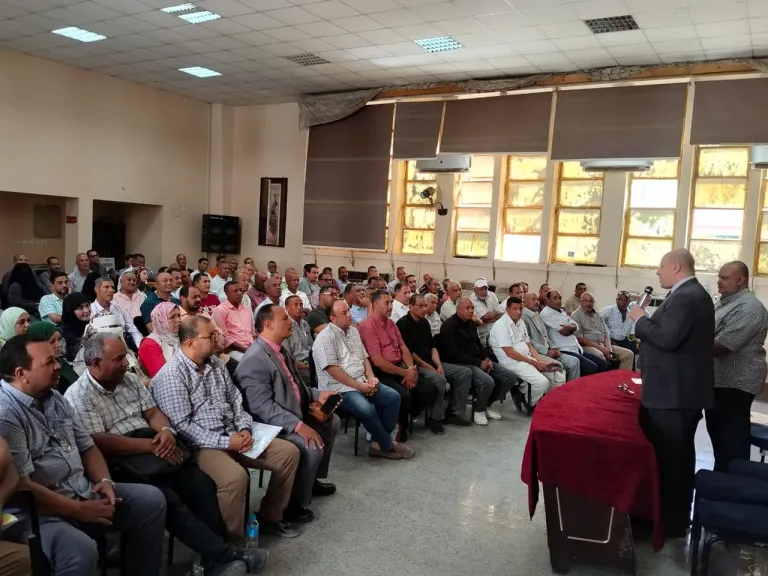 تعليم قنا يناقش استعدادات العام الدراسي الجديد