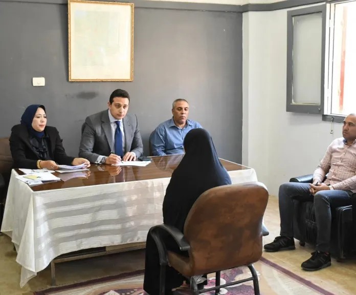 قيادات محافظة الفيوم يبحثون مشاكل  المواطنين