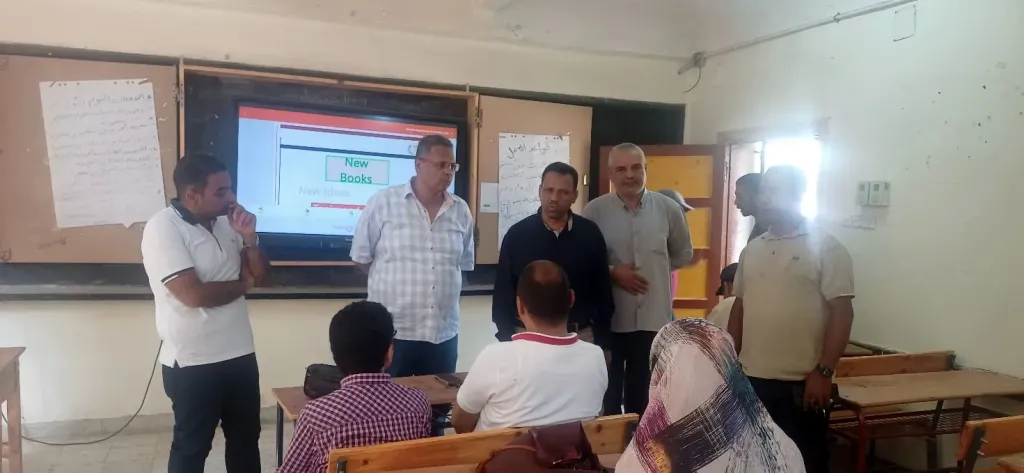 مدير تعليم أبو تشت يتابع التدريب