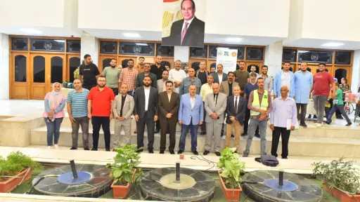 بالتعاون مع ”مصر الخير”..محافظ أسيوط...
