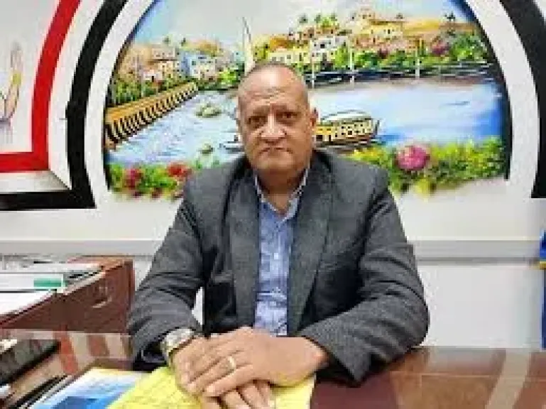 محمود بدوى، وكيل وزارة التربية والتعليم بأسوان