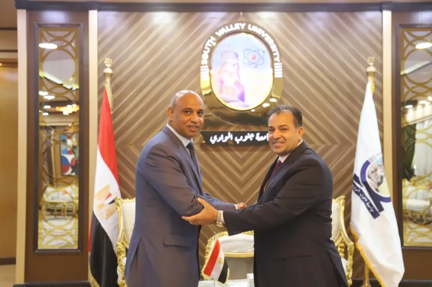 رئيس الجامعة يستقبل لدكتور أشرف موسى