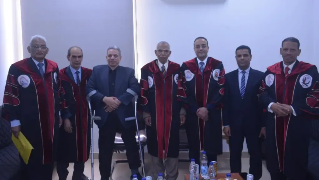 مناقشة رسالة دكتوراه بكلية العلوم بجامعة جنوب الوادي حول تدفق الموائع النانوية غير النيوتونية وانتقال الحرارة والكتلة