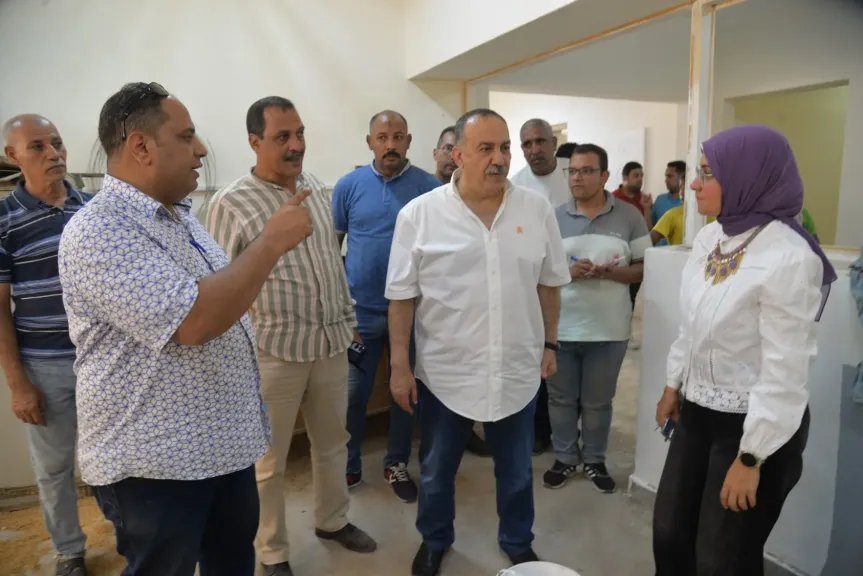 محافظ أسيوط يتابع أعمال تطوير مركز ”خان الخليلي”