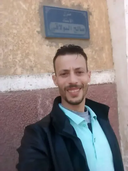 أحد الشابين