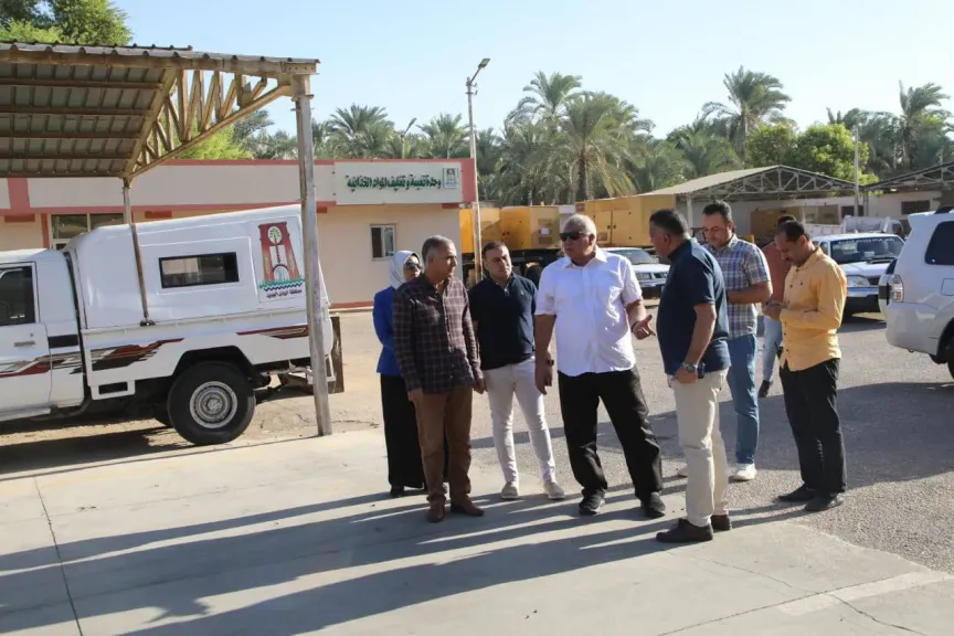محافظ الوادي الجديد يتفقد الوحدة الاقتصادية المركزية للمعدات الثقيلة
