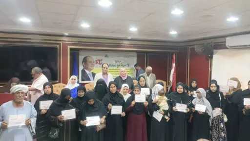 تسليم 60 شهادة للمتحررين من...