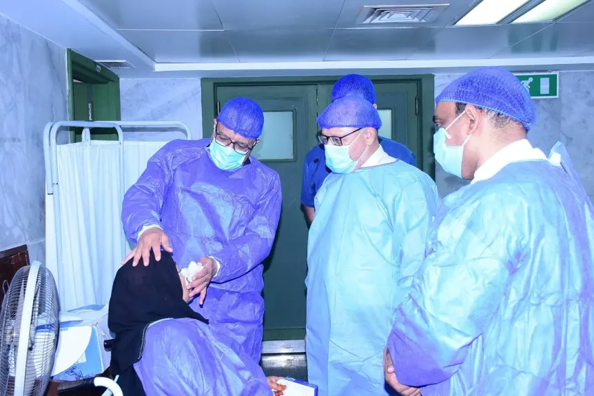 مستشفى سوهاج الجامعي