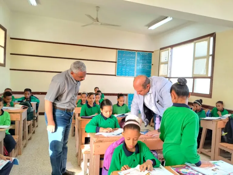 إلغاء ندب مدير مدرسة بقنا بعد كشف ضعف مستوى التلاميذ