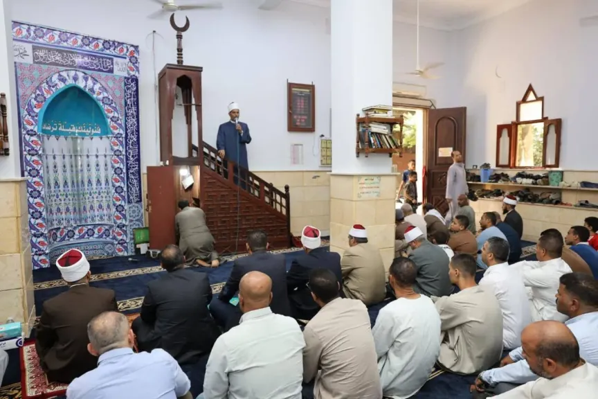 نائب محافظ المنيا يفتتح المسجد الكبير بأبو فليو