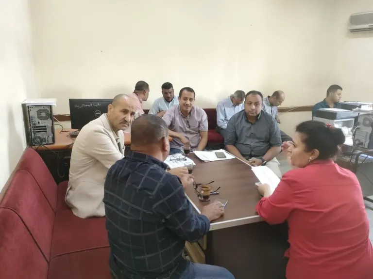 السكرتير العام يتابع ملفات التصالح والتقنين