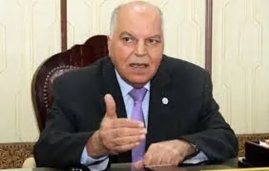 خلف الزناتي نقيب المعلمين