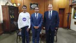 نائب محافظ قنا يكرم الفائز...