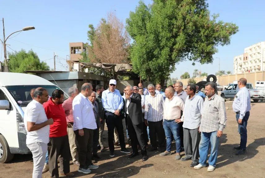 جولة محافظ أسوان