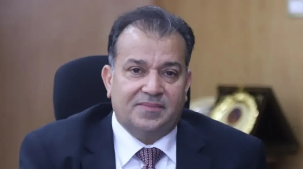 الدكتور أحمد عكاوي