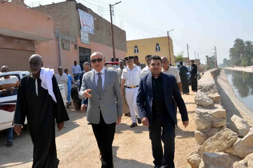 محافظ الأقصر يلبي دعوة أهالي منشية النوبة
