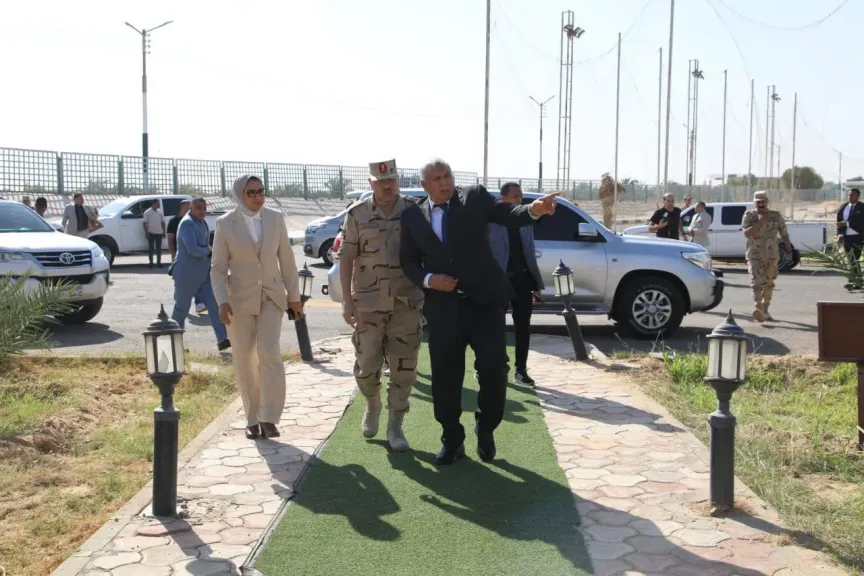 محافظ الوادي الجديد يستقبل مدير جمعية المحاربين القدماء