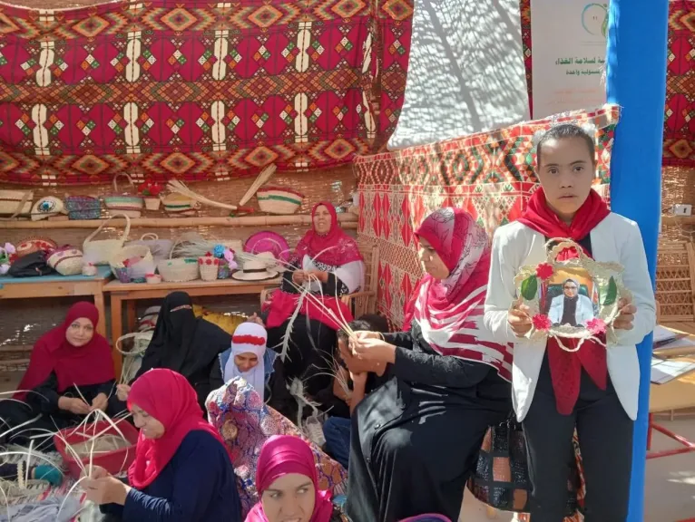 مشاركة محافظة قنا في المعرض الزراعي