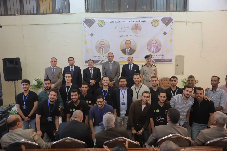 محافظ قنا يفتتح المبنى الإداري الجديد بـ ”هندسة الأزهر”