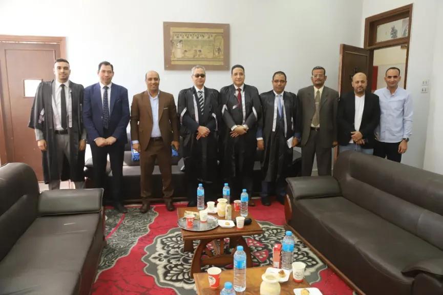 رسالة ماجستير بـ "آثار قنا "