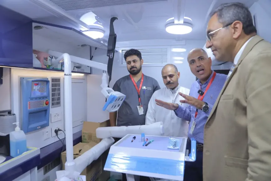 محافظ قنا يفتتح عيادات «الراعي» التخصصية بمدينة نقادة