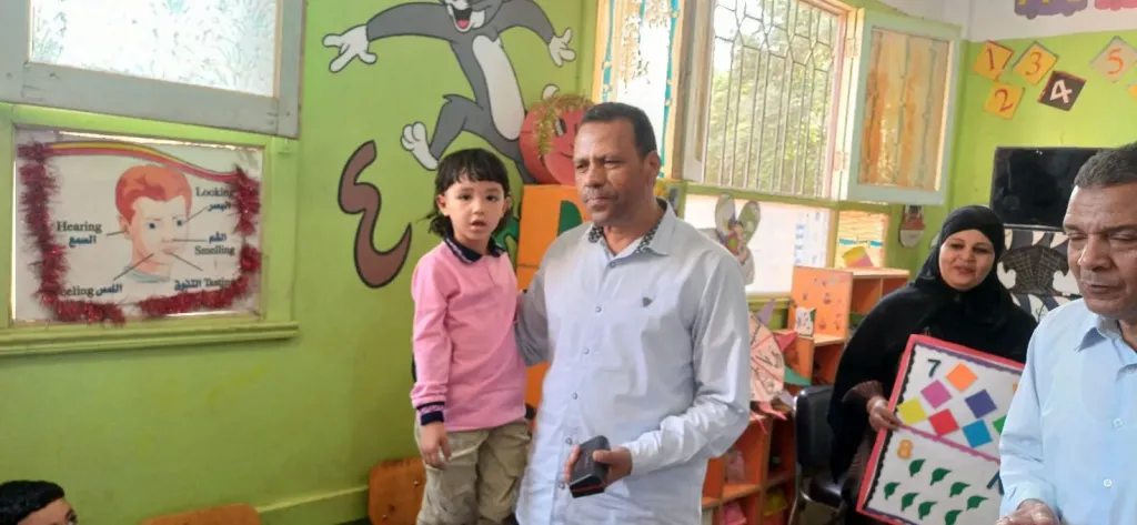 جولة  مدير" تعليم أبو تشت"