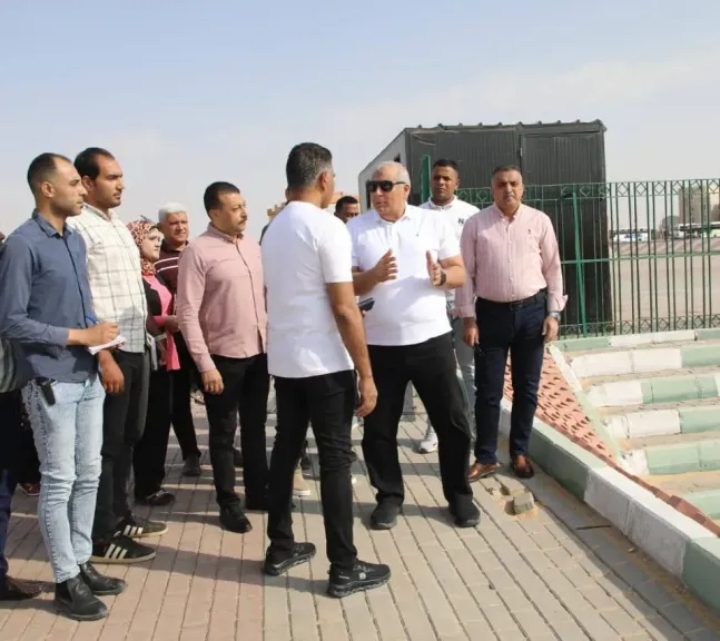 محافظ الوادى الجديد يتفقد المدينة الرياضية
